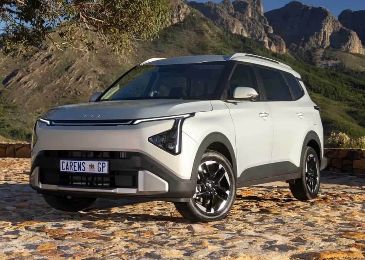 Pricing revealed for incoming new range-opening Kia Carens petrol