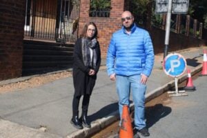 Linksfield Primary School principal Tamin Davidson and Ward 72 councillor Daniel Schay on Kloof Street.