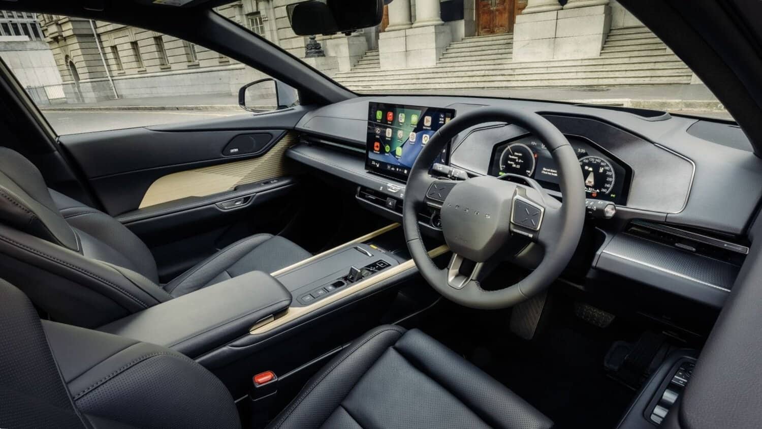 Lexus prices new ES in South Africa