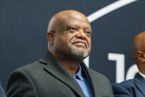 Morero and Tshepisong community argue over electricity.