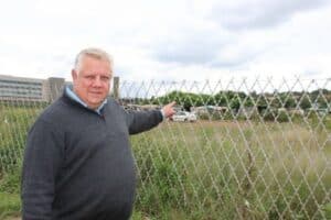 Ward 78 Councillor Peter Sutton pointing to the illegal occupation.
