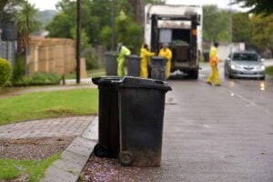 Deputy mayor apologises rubbish Pikitup City of Joburg