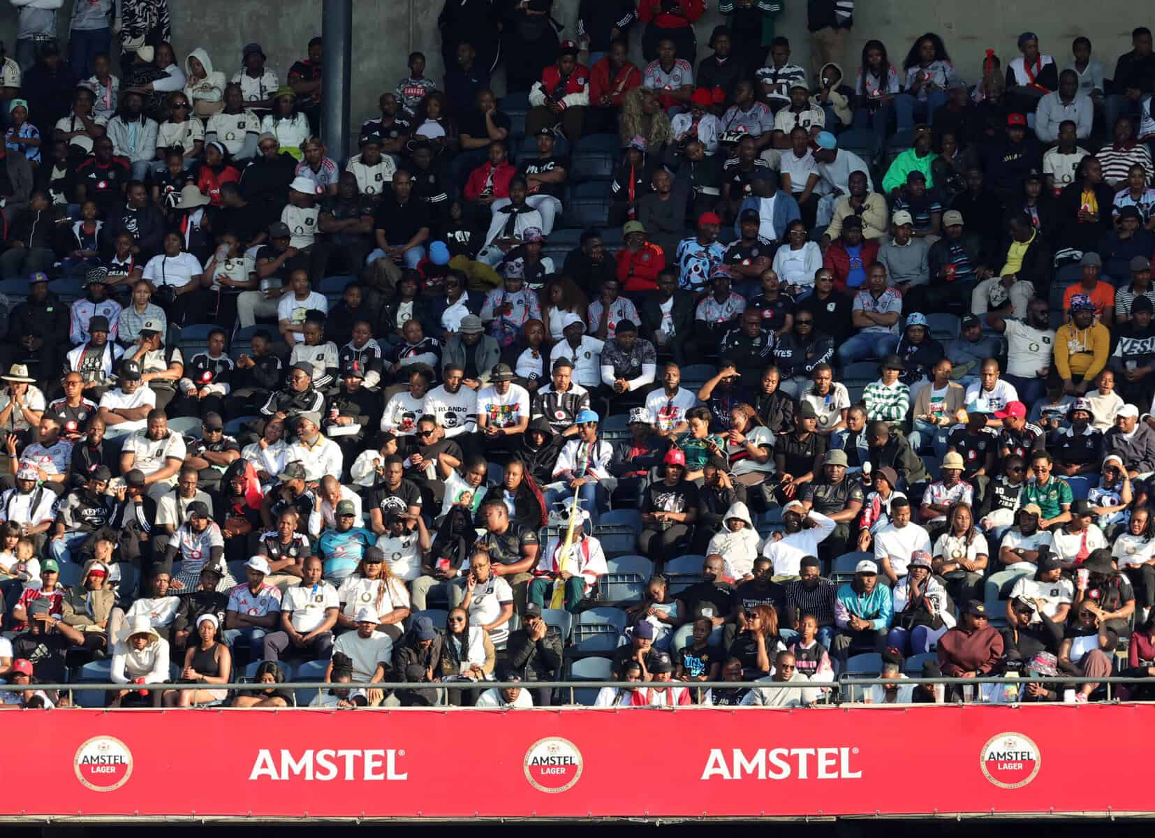 Pirates apologise for chaotic scenes in Orlando, offers refund