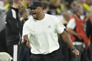 Kompany threads the needle as ambitious Bayern target 'big goals'
