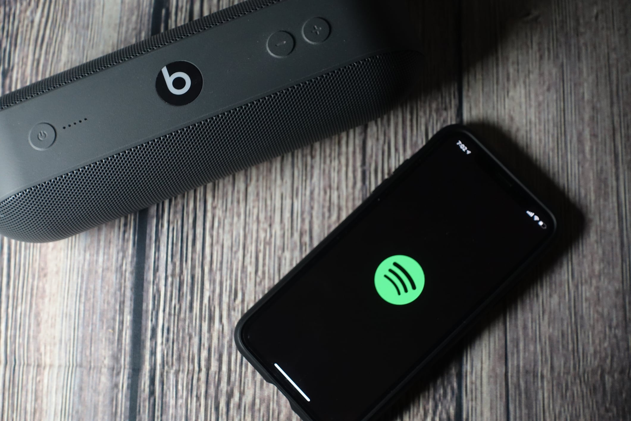 Spotify to launch badge identifying AI music
