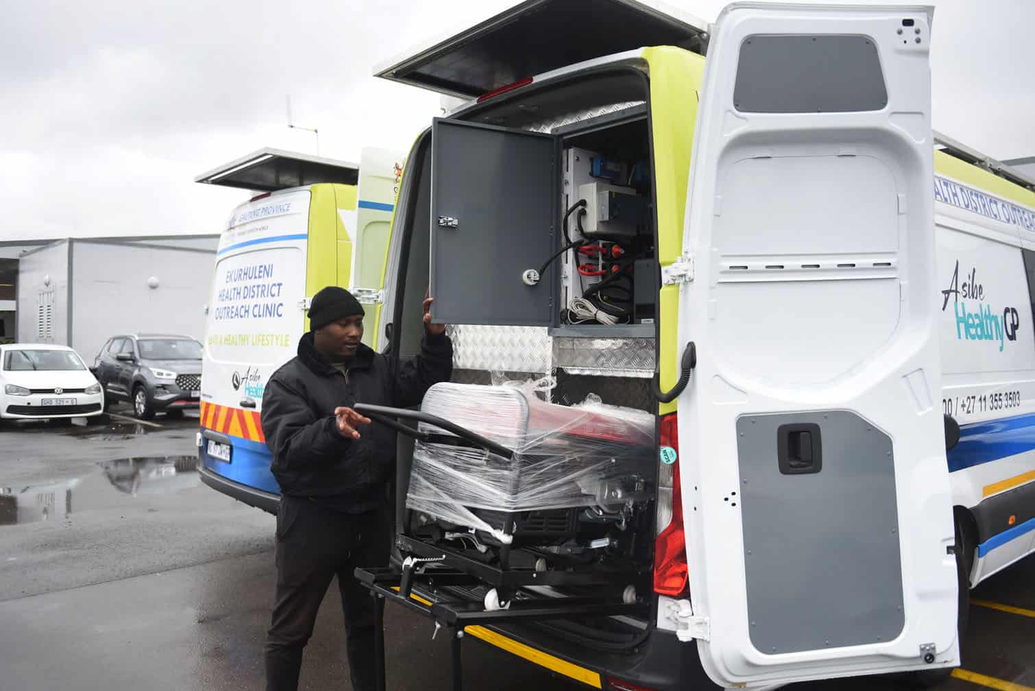 Ekurhuleni Mobile Clinic driver Thabo Ndlovu demonstrates how the mobile clinic works after Gauteng MEC for Health and Wellness Faith Mazibuko officially unveiled additional mobile clinics at Chris Hani Baragwanath Academic Hospital in Soweto on 11 August 2026. The new units form part of efforts to strengthen the Gauteng Department of Health’s fleet of mobile healthcare units. Picture: Nigel Sibanda / The Citizen