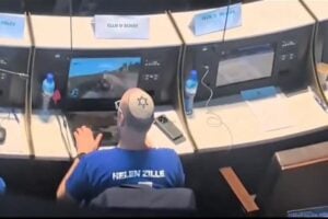 DA councillor slammed over gaming during meeting
