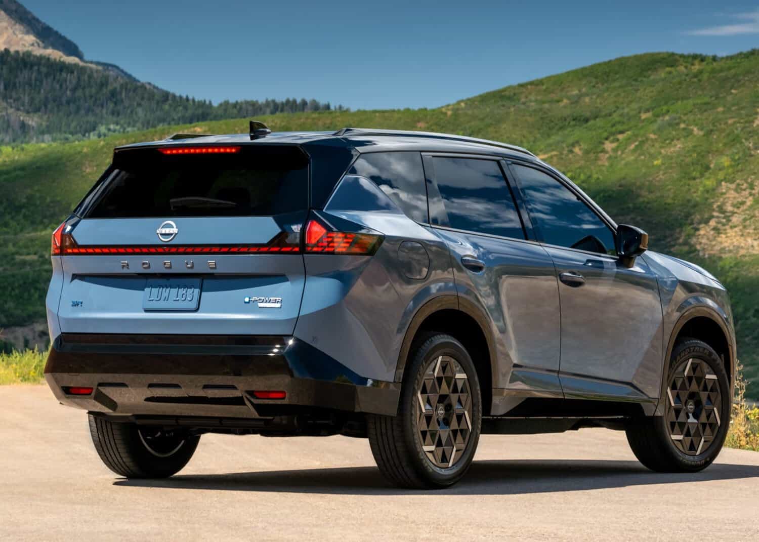 All-new Nissan X-Trail previewed by new generation Rogue