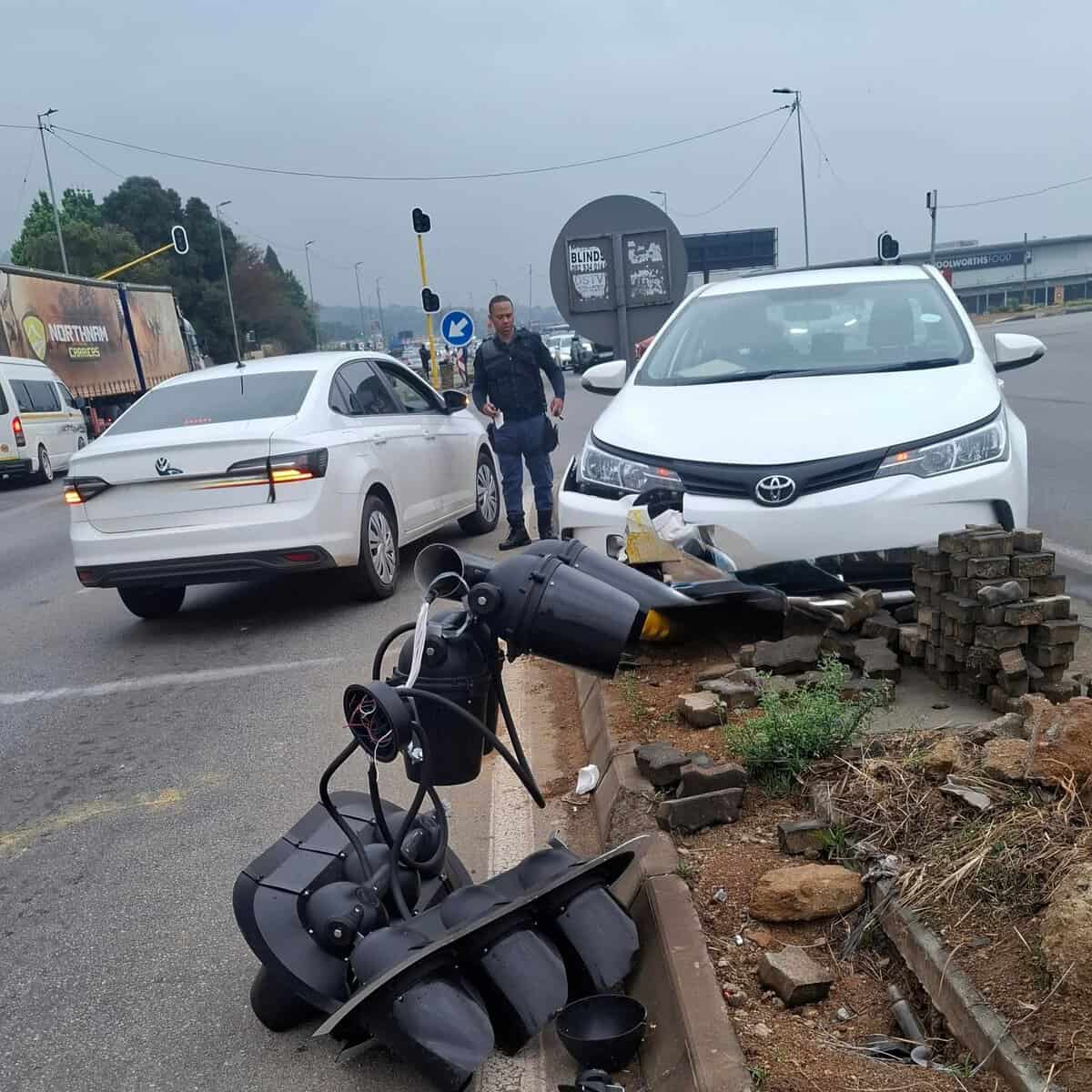 Gauteng Dept of Roads says that it will charge motorists responsible for damaging traffic lights