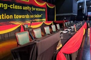 Succession battle threatens to collapse Cosatu congress