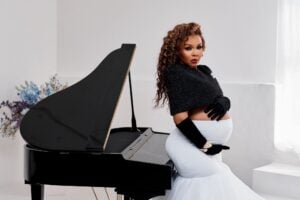Singer Cici announces she's expecting baby number two