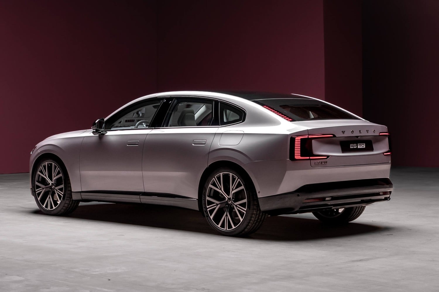 Volvo ES90