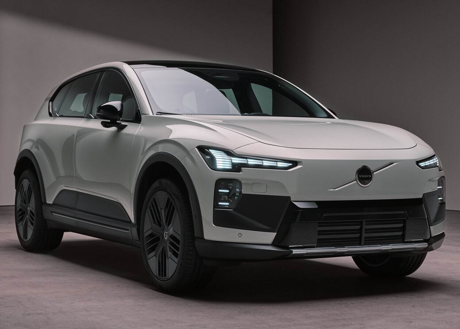 Volvo South Africa provides first details of incoming EX60