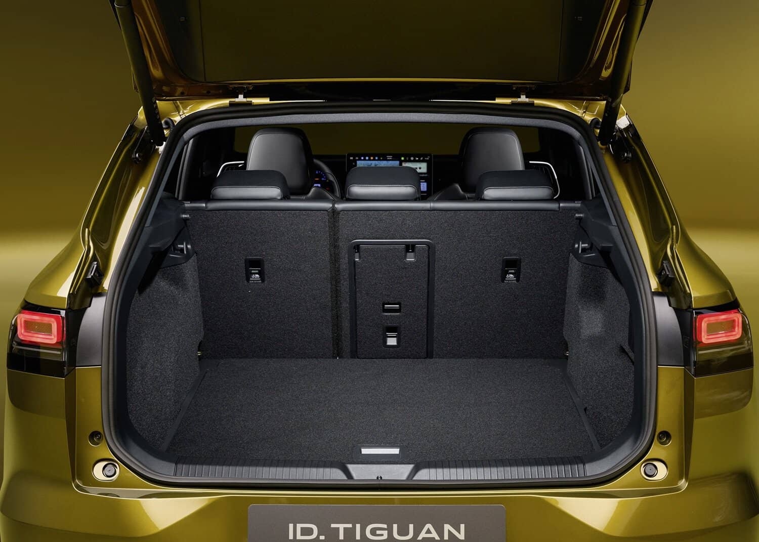 Volkswagen reveals new ID. Tiguan