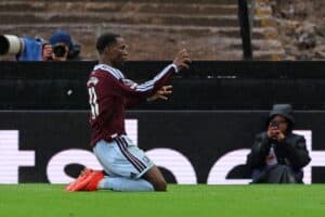 Nicolas Jackson - Aston Villa