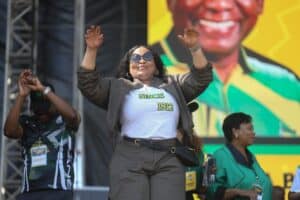 Nomvula Mokonyane is all theatrics