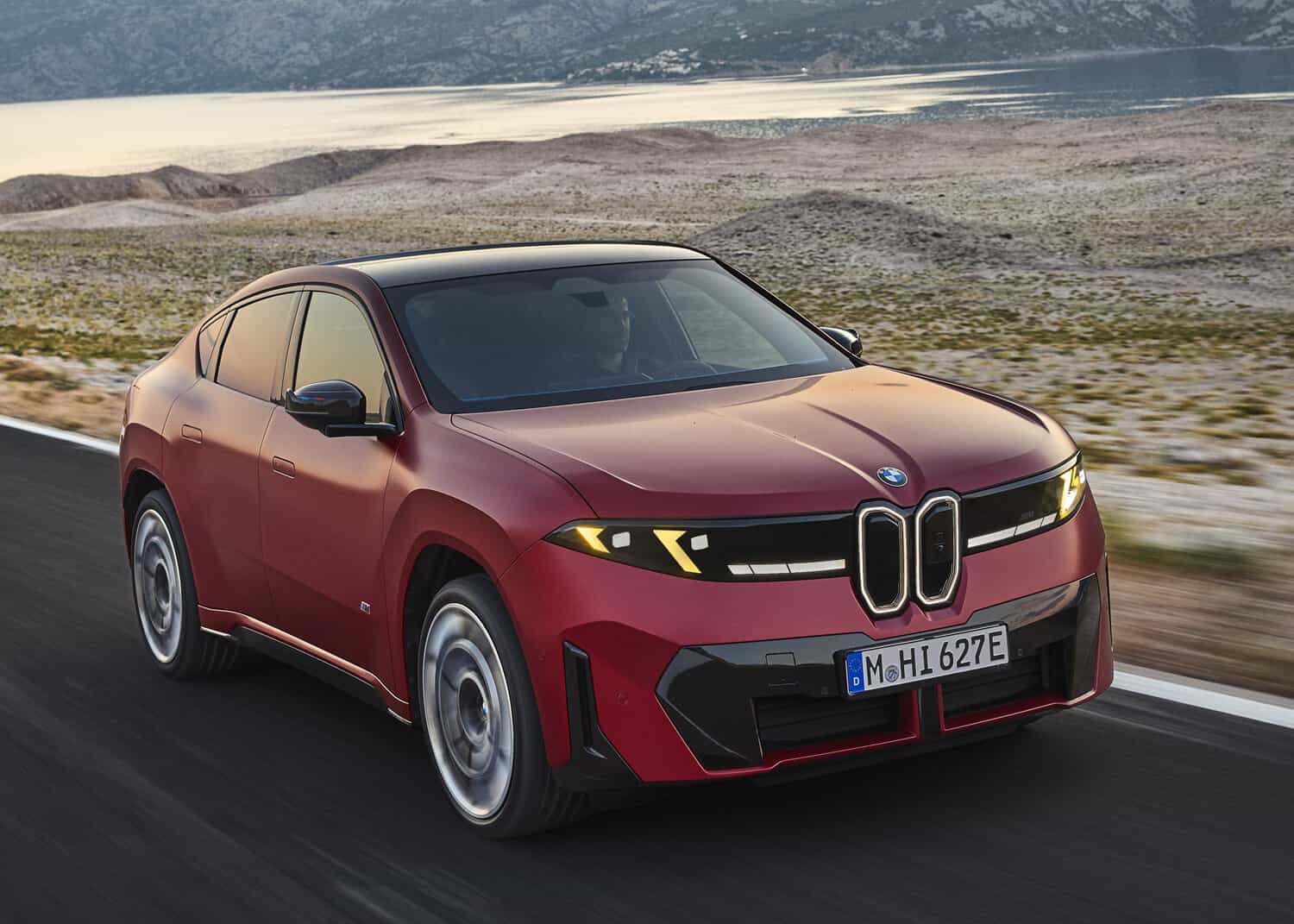 BMW debuts new iX4 M60