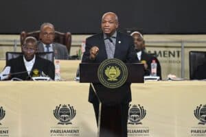 Leo Brent Bozell III US-South Africa tensions