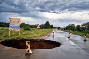 Gauteng Department of Roads and Transport says 80% of the R500 and R563 roads are covered in sinkholes