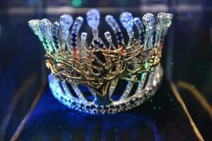 Miss SA crown